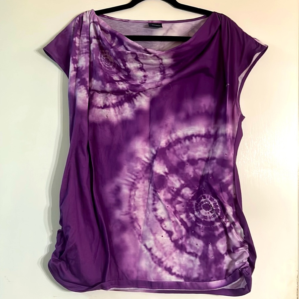 Pretty Purple TyeDye Rhinestone Bling Blouse Top Cap Plus Size 1X / 16W Like New